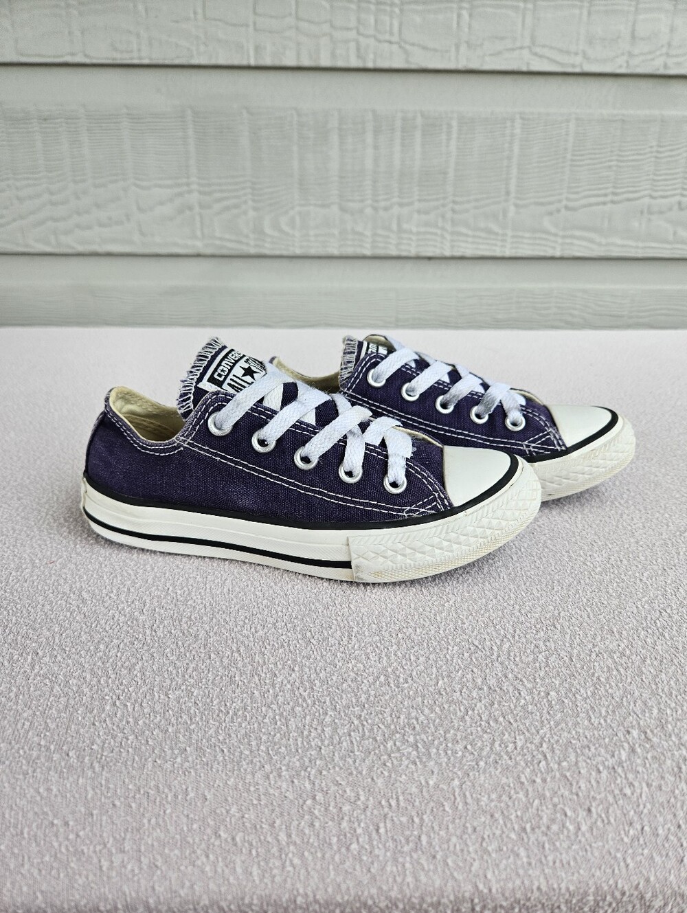 Converse CTAS Low Top Canvas Sneakers Youth SZ 12 Purple White Laces